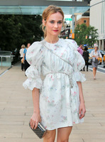 Diane Kruger Longsleeve T-shirt #2757903