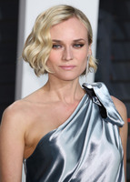 Diane Kruger Sweatshirt #2758070