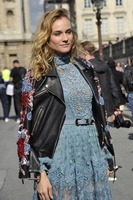 Diane Kruger Sweatshirt #2758237