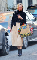 Diane Kruger Longsleeve T-shirt #2758335