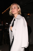 Diane Kruger Longsleeve T-shirt #2758383