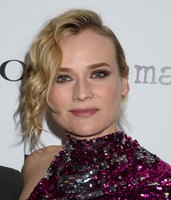 Diane Kruger Longsleeve T-shirt #2946274