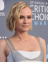 Diane Kruger Longsleeve T-shirt #3013282