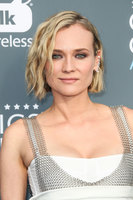 Diane Kruger Longsleeve T-shirt #3013376