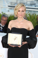 Diane Kruger Sweatshirt #3149074