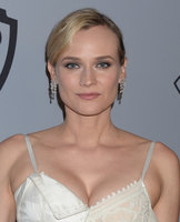 Diane Kruger Longsleeve T-shirt #3734021
