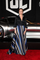 Diane Lane Sweatshirt #2905528