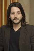 Diego Luna longsleeve t-shirt #2285454