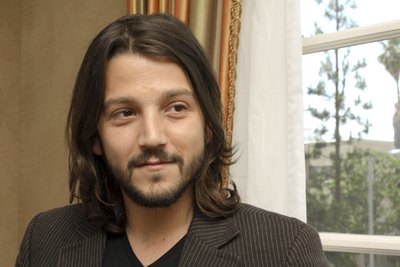 Diego Luna Poster 2285488