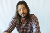 Diego Luna t-shirt #2337595