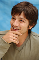 Diego Luna Tank Top #2396871