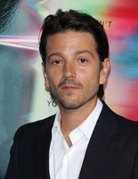 Diego Luna Sweatshirt #2767425