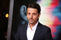 Diego Luna Sweatshirt #2810103