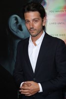 Diego Luna Tank Top #2810106