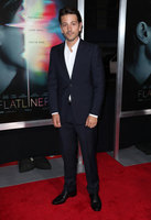 Diego Luna Sweatshirt #2810137