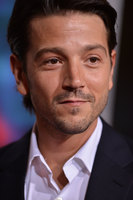 Diego Luna Sweatshirt #2810144