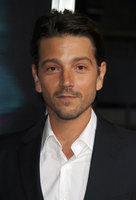 Diego Luna Sweatshirt #2810178