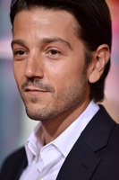 Diego Luna Sweatshirt #2810196