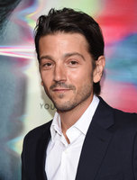 Diego Luna Sweatshirt #2810201