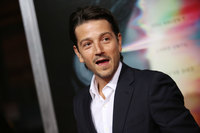 Diego Luna t-shirt #2810268