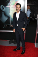 Diego Luna Sweatshirt #2810273