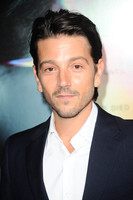Diego Luna Tank Top #2810347