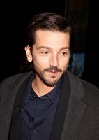 Diego Luna Sweatshirt #2873952
