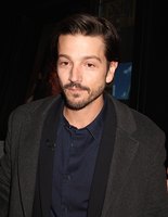 Diego Luna Tank Top #2873959