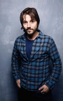 Diego Luna t-shirt #3679834