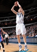 Dirk Nowitzki t-shirt #3431490