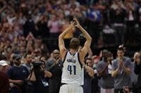 Dirk Nowitzki Sweatshirt #3431603