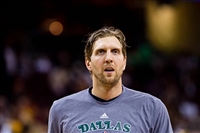 Dirk Nowitzki Sweatshirt #3431610