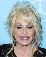 Dolly Parton t-shirt #3070733