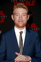 Domhnall Gleeson Longsleeve T-shirt #2948313
