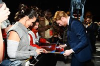 Domhnall Gleeson Longsleeve T-shirt #2948322