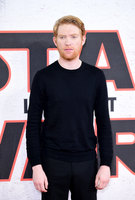 Domhnall Gleeson Longsleeve T-shirt #2948328