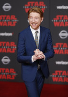 Domhnall Gleeson Longsleeve T-shirt #2948350