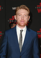 Domhnall Gleeson Longsleeve T-shirt #2948372
