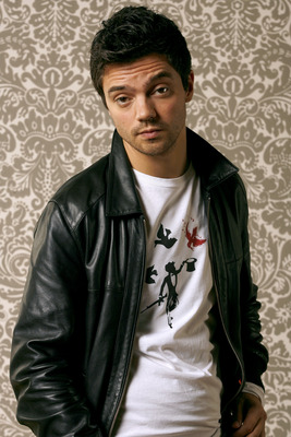 Dominic Cooper magic mug #G537594