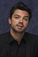 Dominic Cooper Sweatshirt #2282307