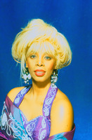Donna Summer Longsleeve T-shirt #2120732