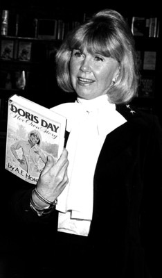 Doris Day tote bag #G830874