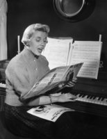 Doris Day Longsleeve T-shirt #2670334