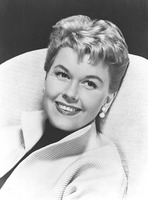 Doris Day Longsleeve T-shirt #2670387