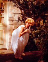 Doris Day Longsleeve T-shirt #2670444
