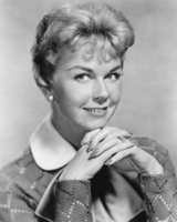 Doris Day Longsleeve T-shirt #2670445