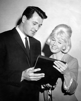 Doris Day Longsleeve T-shirt #2670550