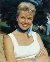Doris Day Longsleeve T-shirt #2670811