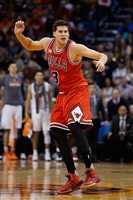 Doug McDermott Longsleeve T-shirt #3424859