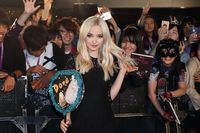 Dove Cameron t-shirt #2780765